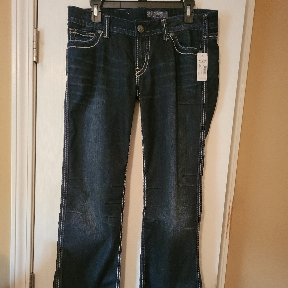 Silver Jeans Co. Fances 18" Jeans Sz 32 Nwt